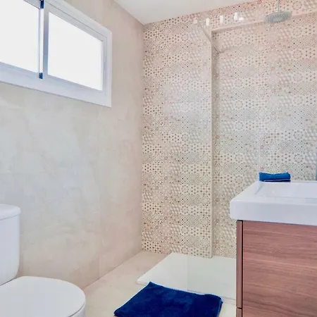 El Canto Del Sol - Pool With Parking - Walk To - *