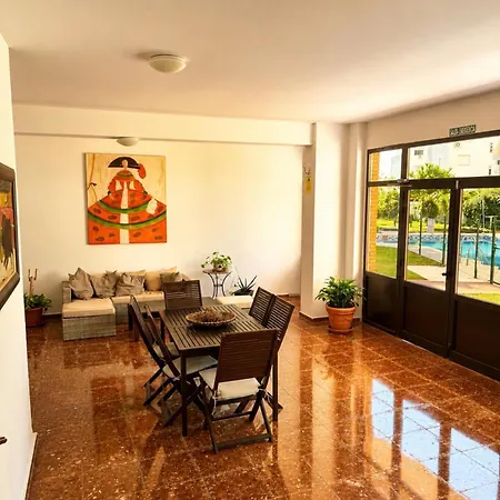 El Canto Del Sol - Pool With Parking - Walk To -
