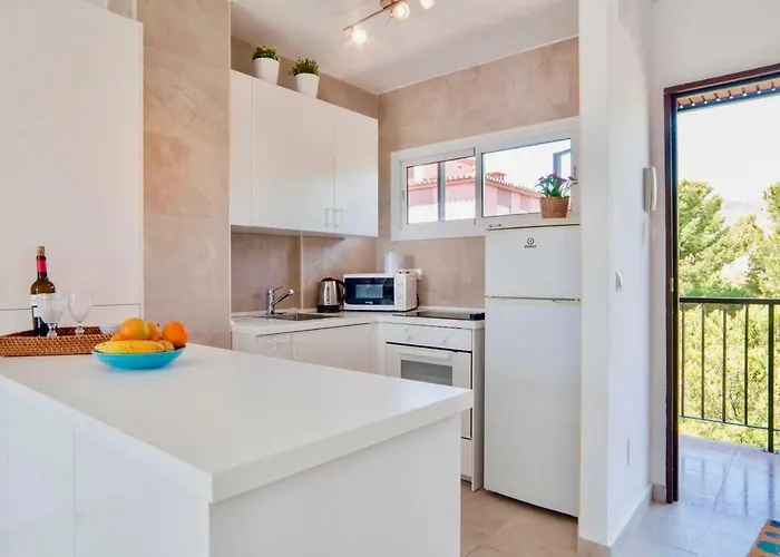 Apartamento El Canto Del Sol - Pool With Parking - Walk To -